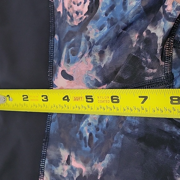 Lululemon If You're Lucky Tights - Picture 11 of 12